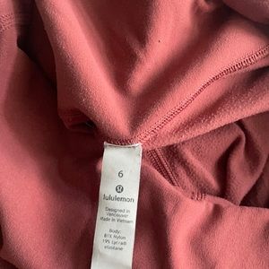 Lululemon leggings align size 6